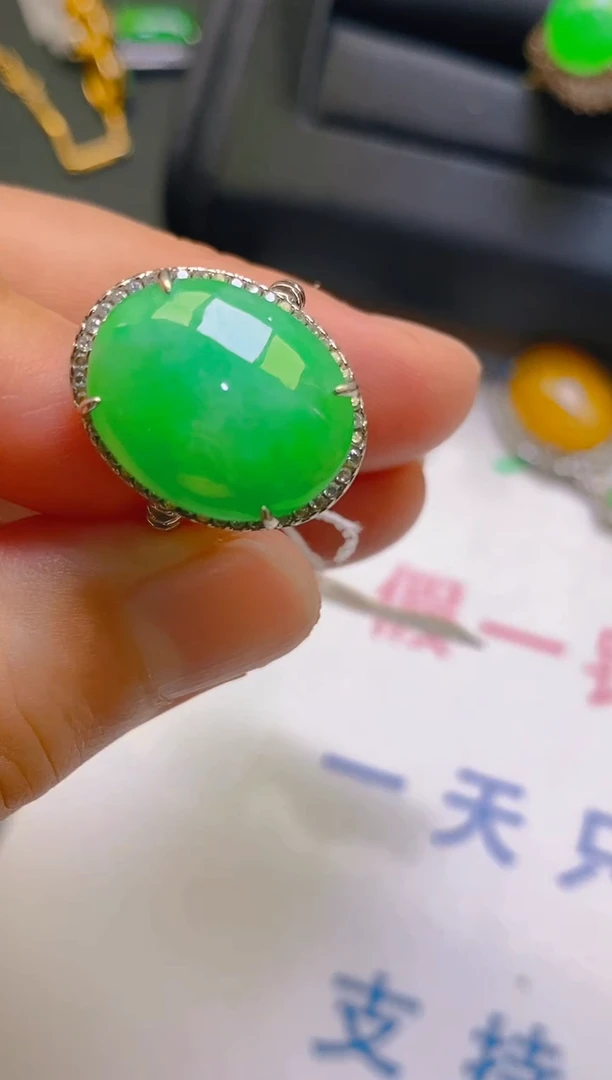 【闪购商品】翡翠耳饰银S925镶嵌天然A货翡翠1