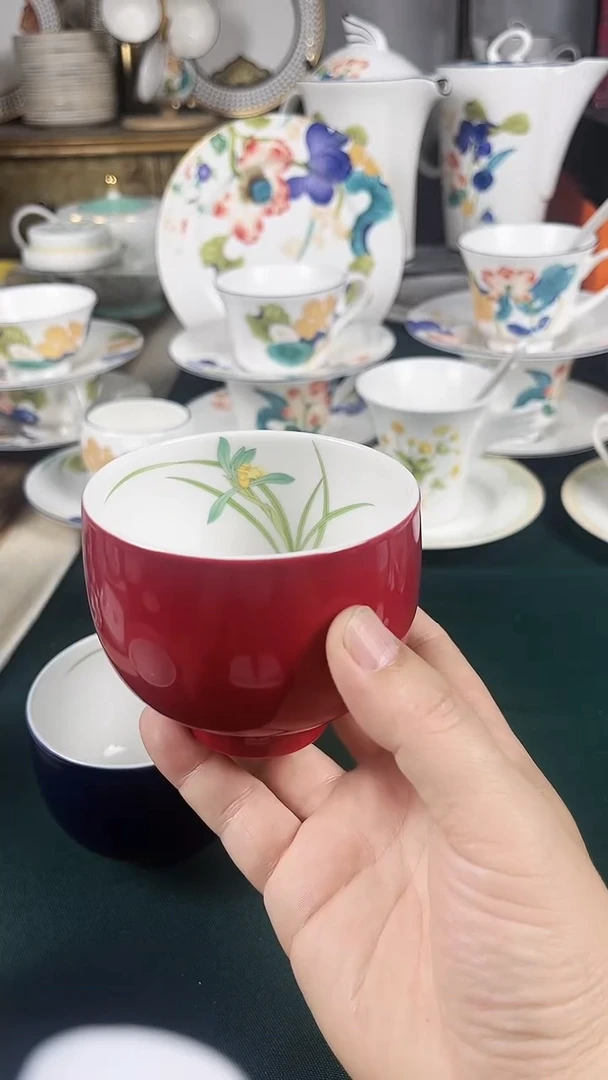 陶瓷陶瓷红色。。。。。。