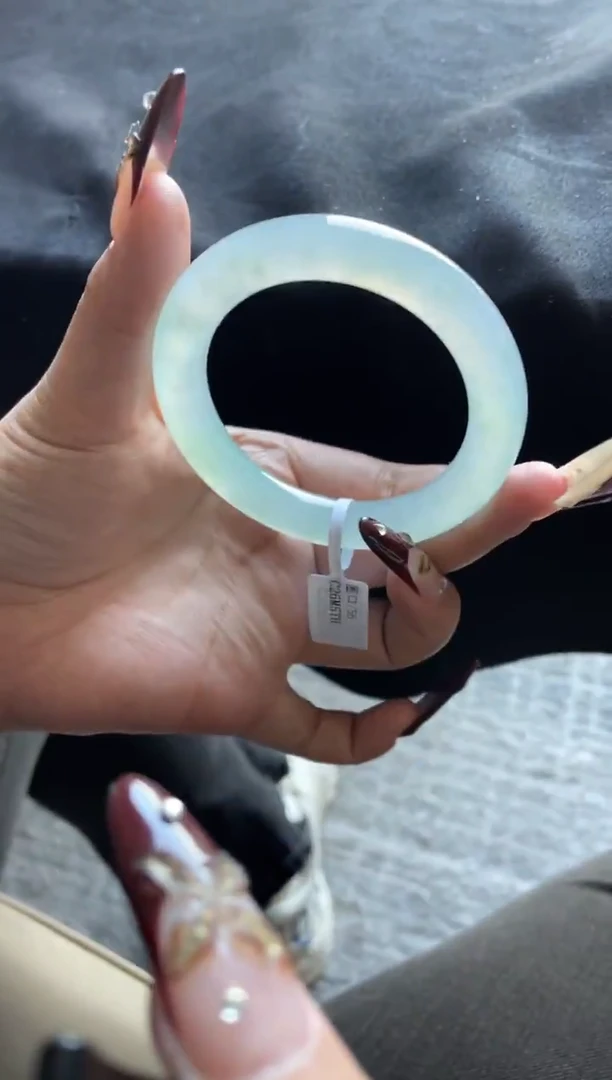 未镶嵌手镯翡翠三天鉴赏期