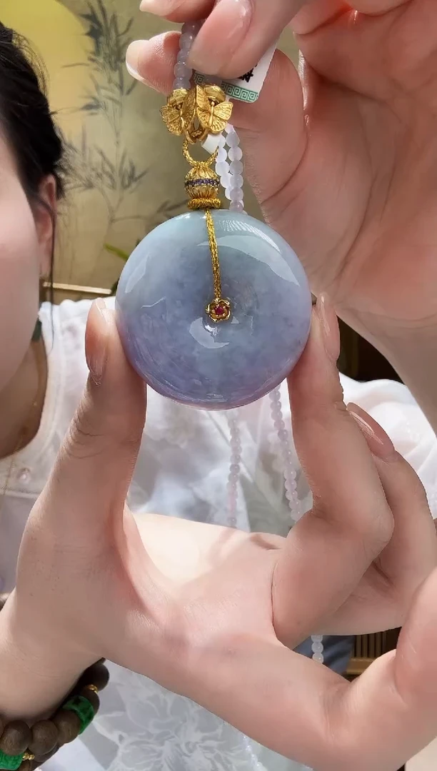 颈饰未镶嵌翡翠吊坠