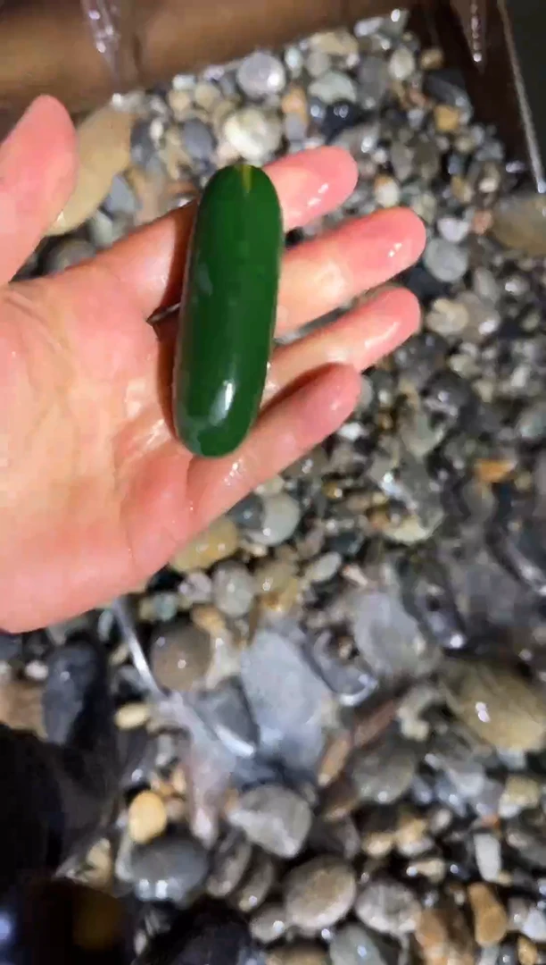 未镶嵌和田玉（糖玉）挂件99