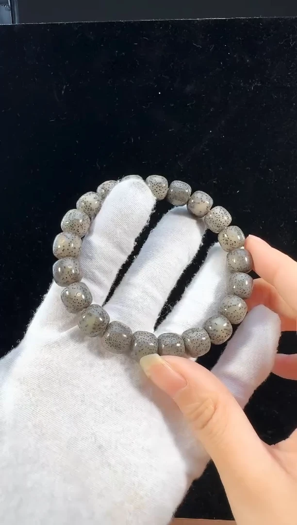 手串星月菩提M黑冰大眼晴10-01