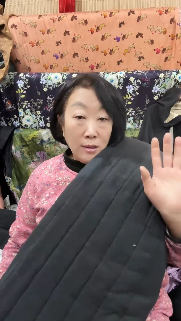 处理绗棉布头一块      024号