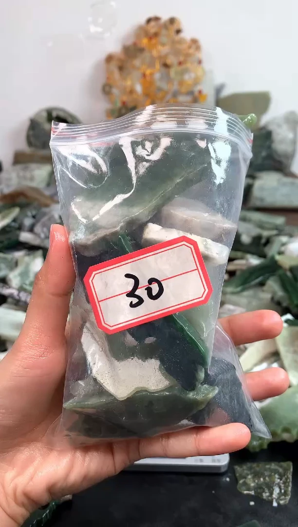未镶嵌和田玉摆件30