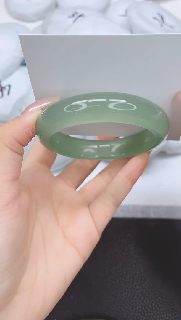 未镶嵌手镯石英质玉176-57.6