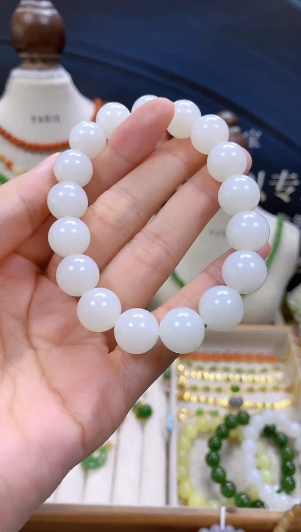 未镶嵌手链和田玉cg