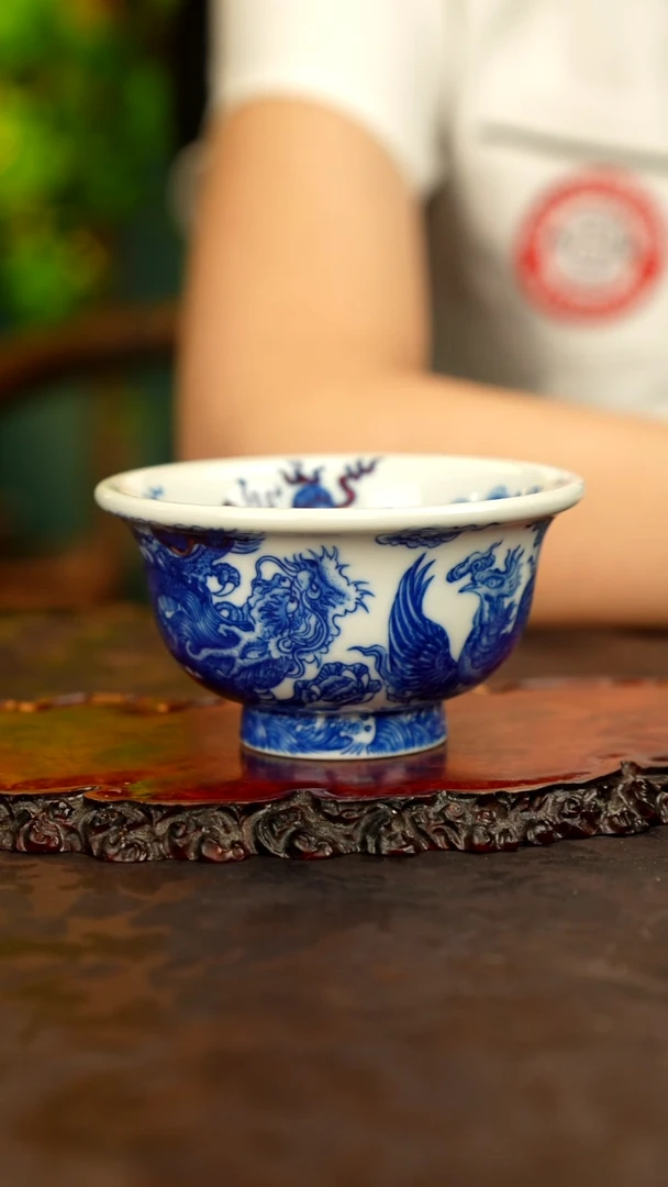 自成堂 青花手绘龙纹主人杯