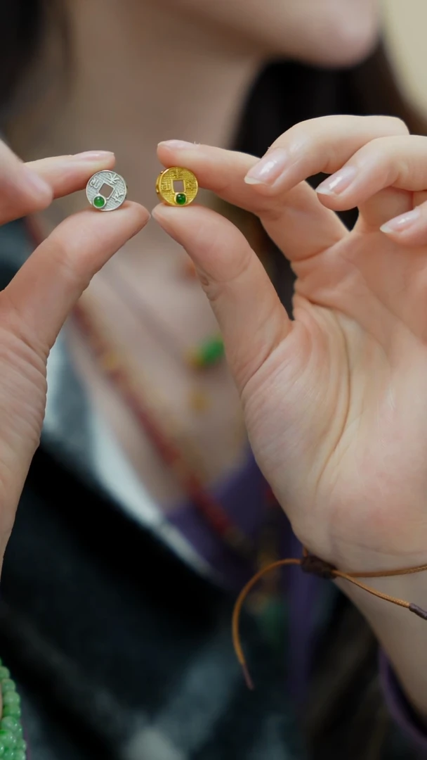 【闪购商品】翡翠颈饰银S925镶嵌小滴溜吊坠