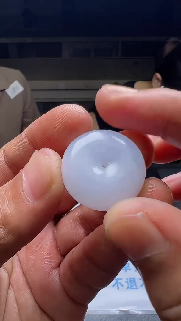 定制翡翠未镶嵌天然翡翠A货