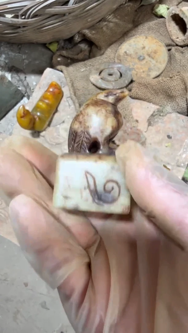 未镶嵌岫岩河磨玉（透闪石质玉）挂件逍*玉器555555