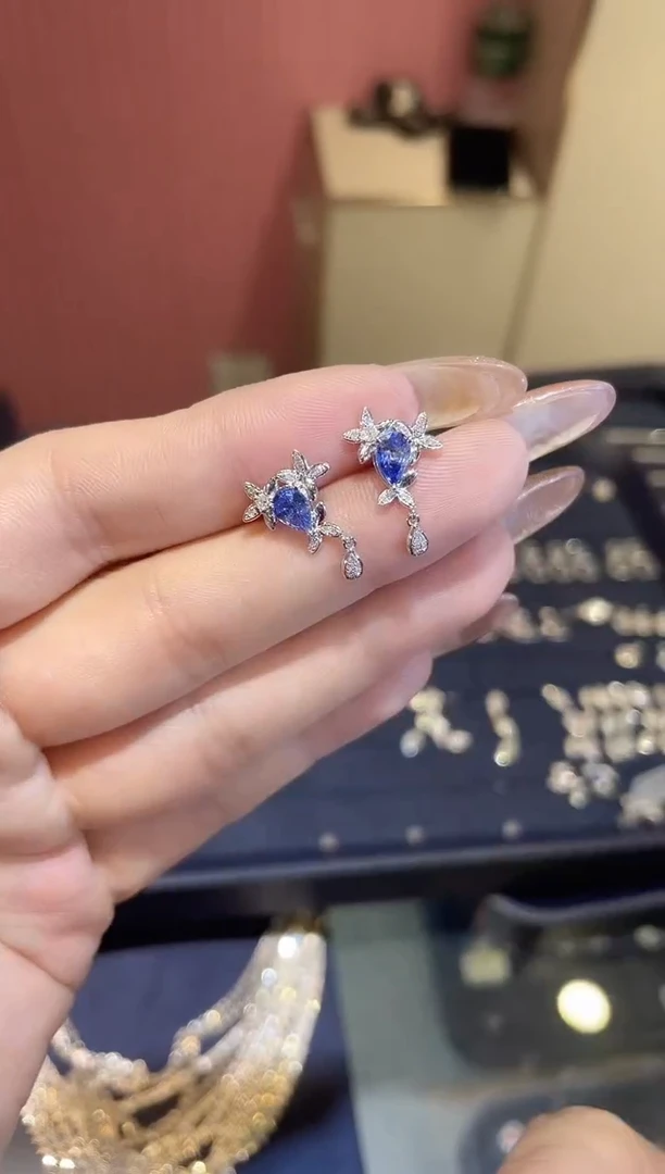 18K金镶嵌耳饰坦桑石   JZ