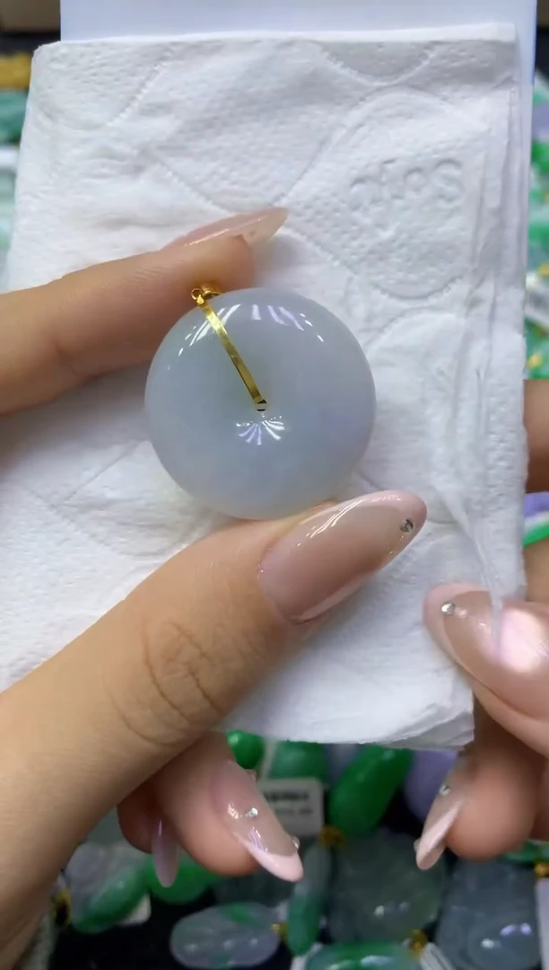 颈饰18K金镶嵌翡翠天然缅甸翡翠A货