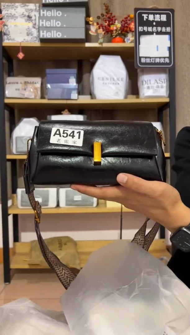 小牛剖层皮革老张家女包541