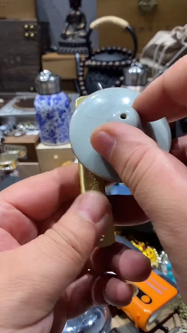 瓷片闪购商品 如图所示