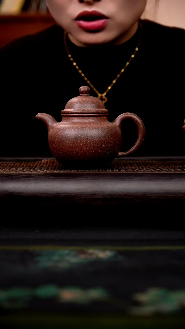 茶壶紫砂大花块紫泥 寿珍掇球