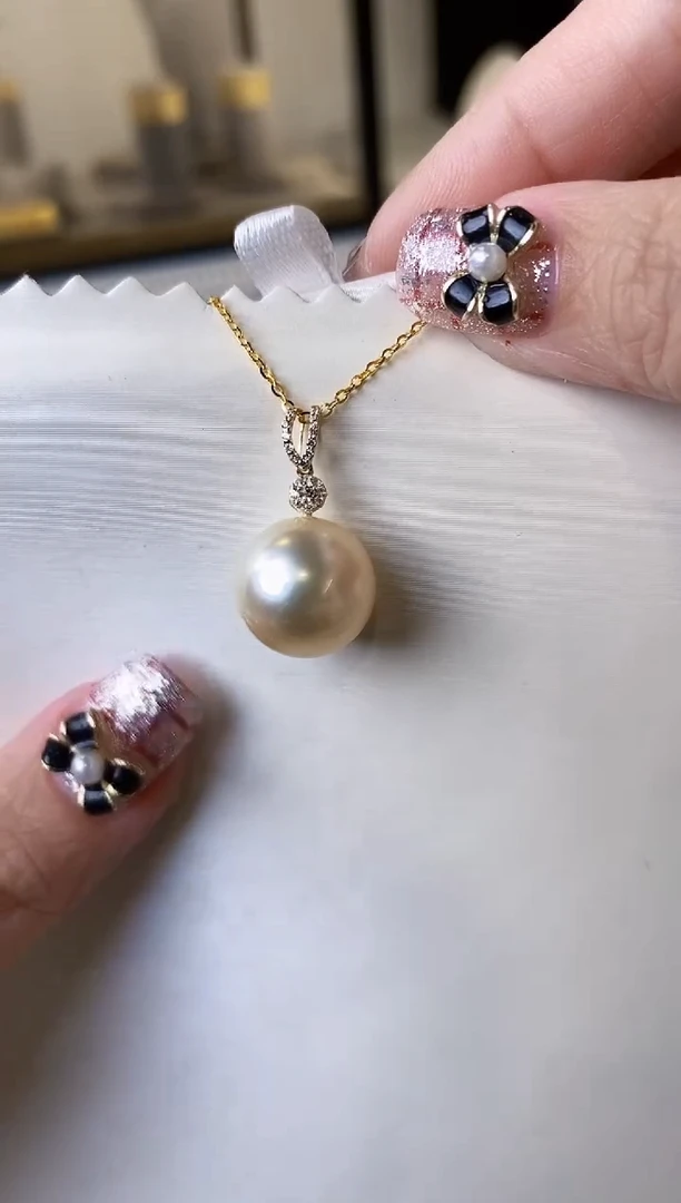 【闪购商品】海水珍珠吊坠(赠链)18K金镶嵌13-14海水珍珠吊坠