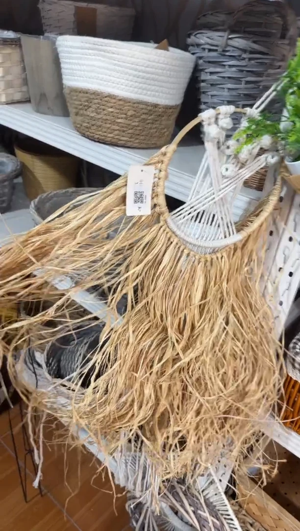 L****子微瑕捡漏 草编加布艺挂件