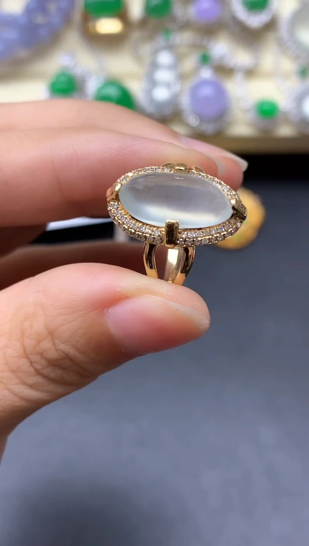 18K金镶嵌戒指翡翠657-中国好珍宝