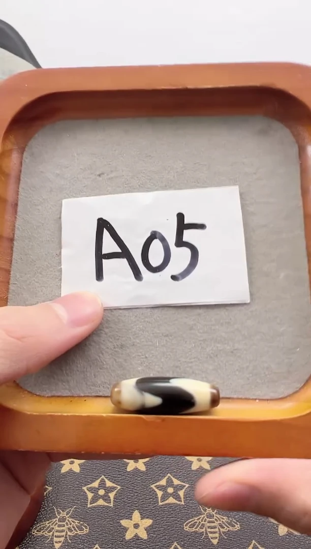 【闪购商品】玛瑙/玉髓吊坠(赠链)未镶嵌微瑕台工福利款