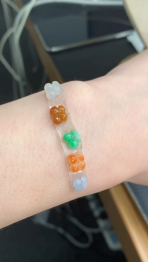 定制翡翠未镶嵌樱桃