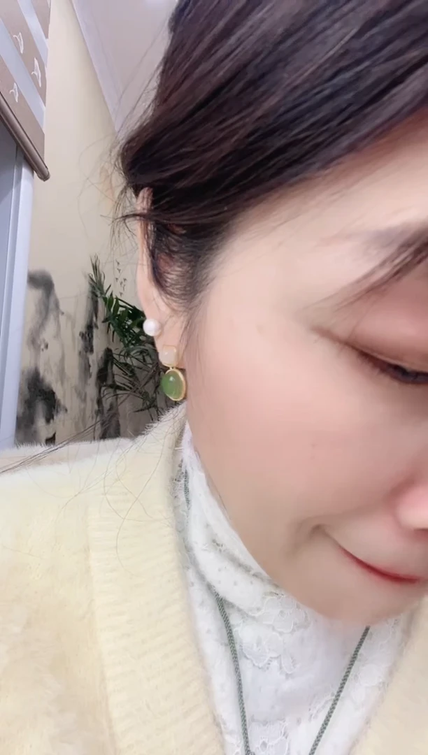 【闪购商品】和田玉耳钉未镶嵌耳钉