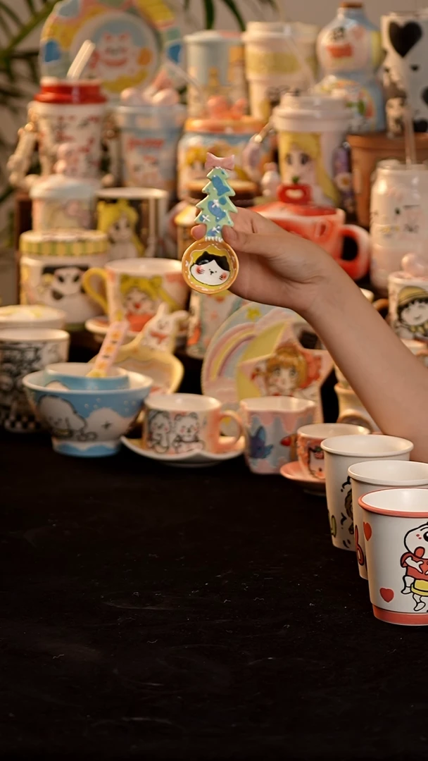 其他景德镇釉下彩手绘设计师款陶瓷