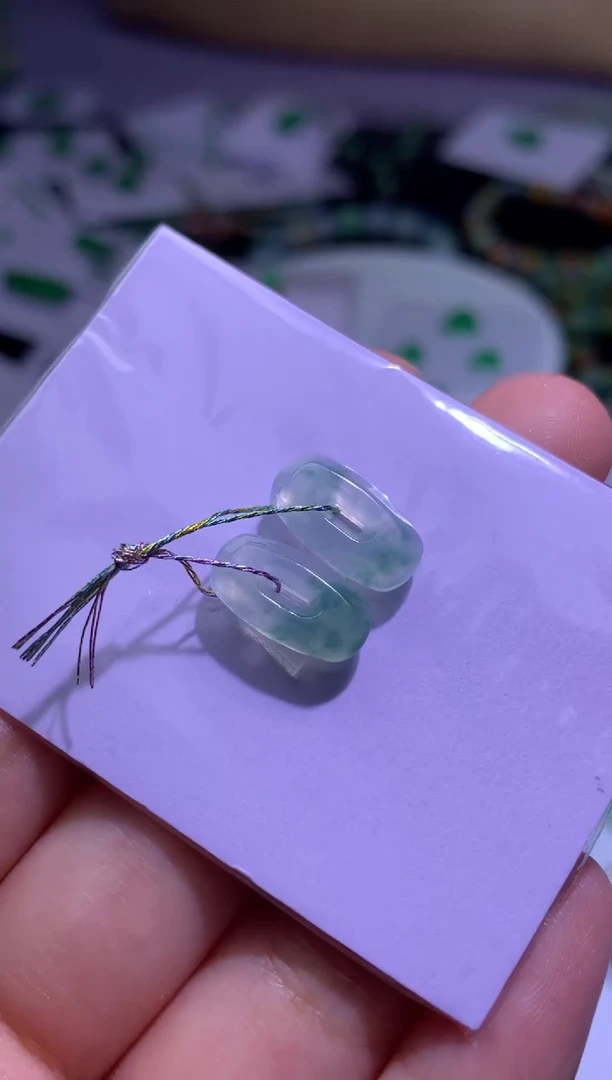 定制翡翠未镶嵌毛货