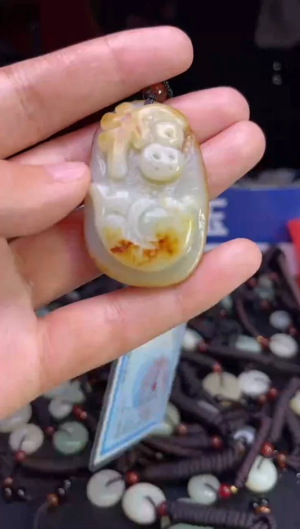 未镶嵌和田玉挂件1