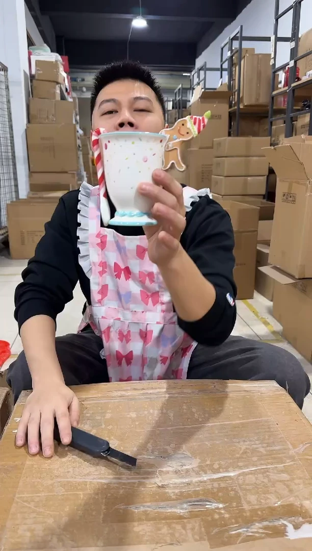 瓷片姜饼人一杯一勺