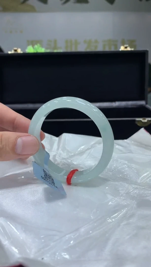 未镶嵌手镯翡翠翡翠手镯