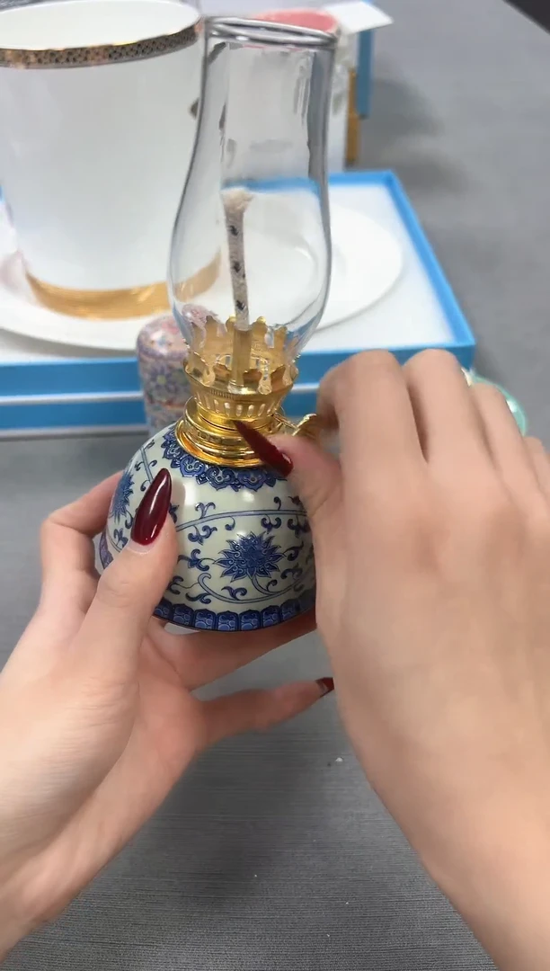 【闪购商品】瓷片新号开播不计成本欢迎点菜！