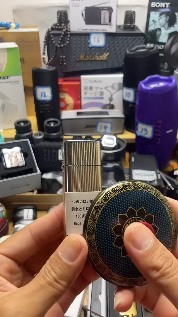瓷片闪购商品 如图所示