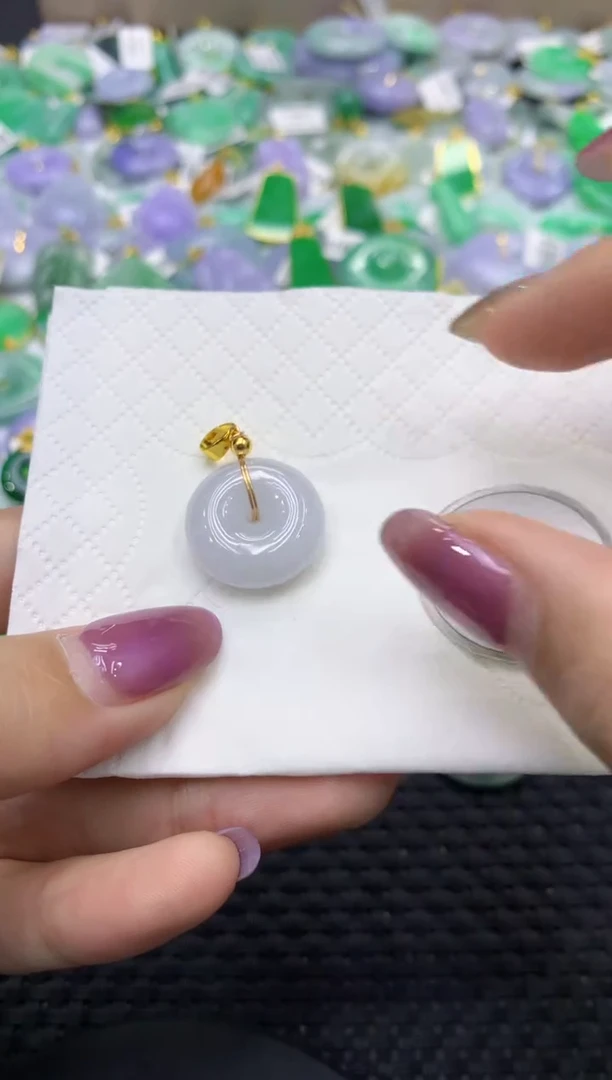 颈饰未镶嵌翡翠天然缅甸翡翠A货