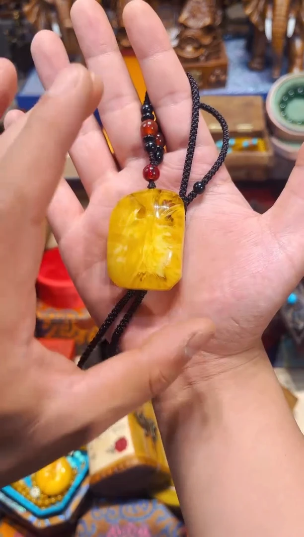未镶嵌蜜蜡裸石B老七专属高端精品66
