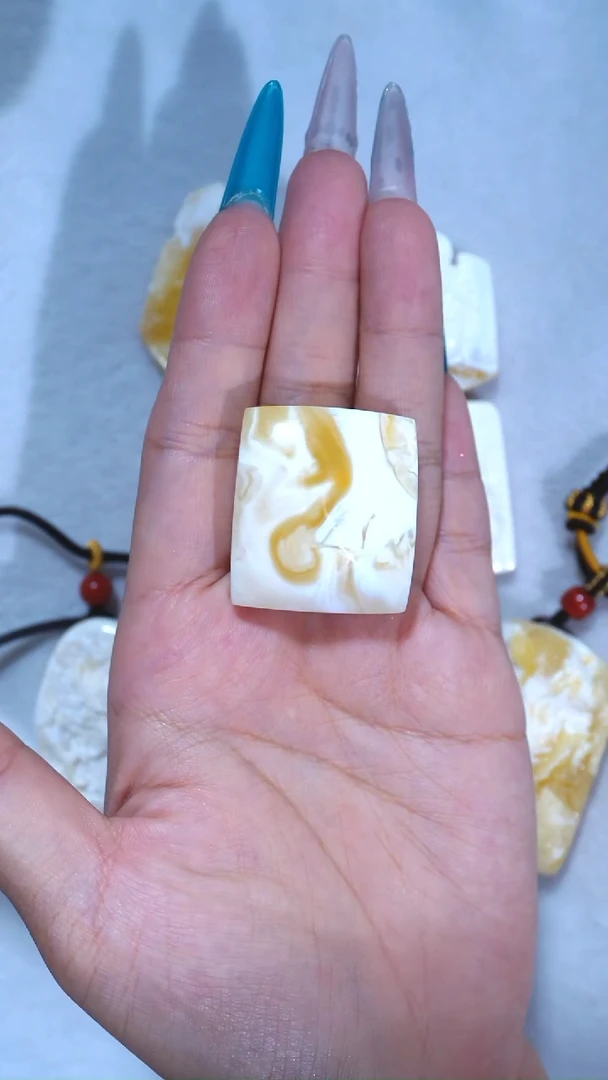 手链蜜蜡未镶嵌典藏级金漆漆白溶洞妖花