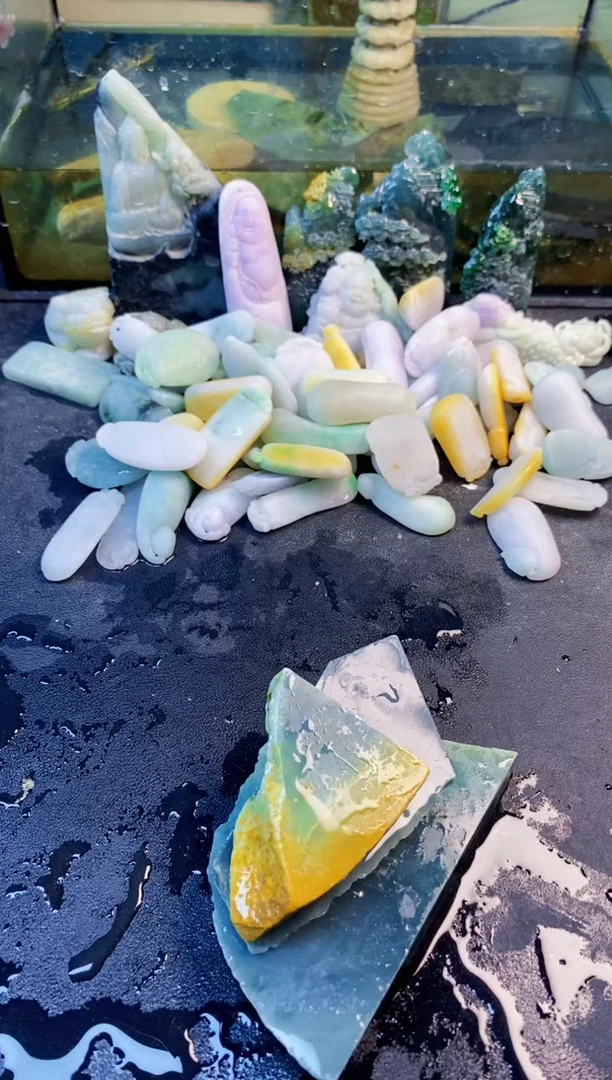 未镶嵌挂件翡翠汇*天然翡翠049
