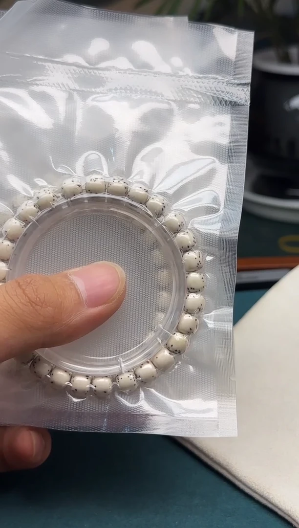 星月菩提吊坠同枝果河豚 大留白小细星点尺寸8*7