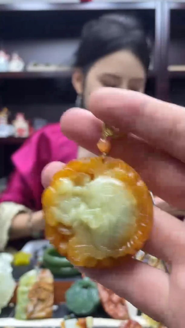 未镶嵌岫玉吊坠·