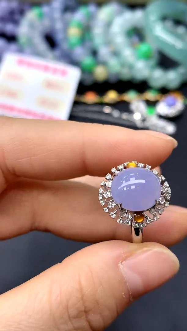 18K金镶嵌戒指翡翠333-中国好珍宝