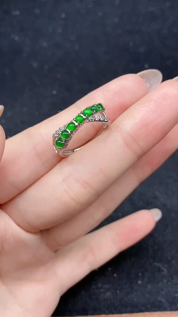 颈饰未镶嵌翡翠天然A货翡翠，保A保真