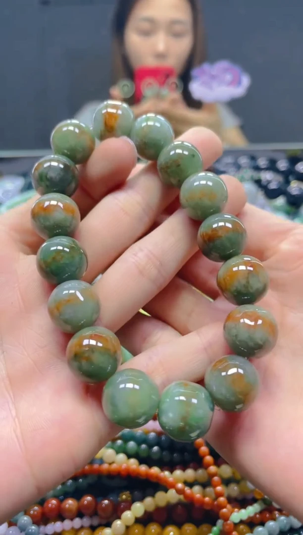 颈饰未镶嵌翡翠13MM/B/翡翠A货，一件也是批发价