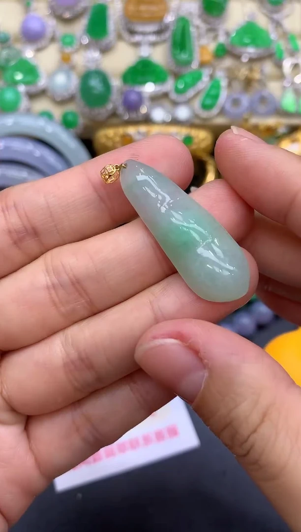 颈饰18K金镶嵌翡翠192-中国好珍宝