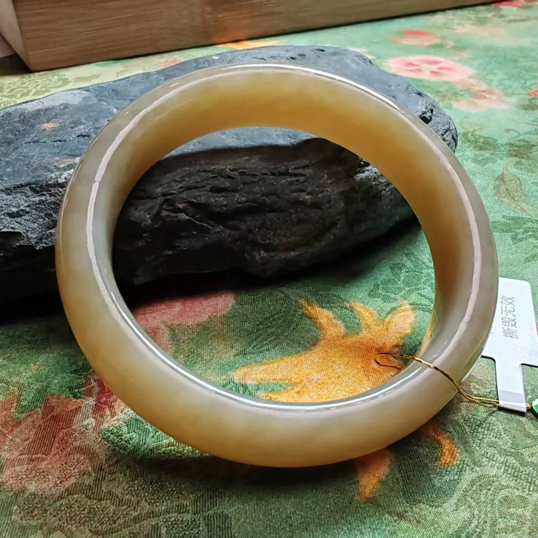 MG1033糖玉（和田玉）手镯