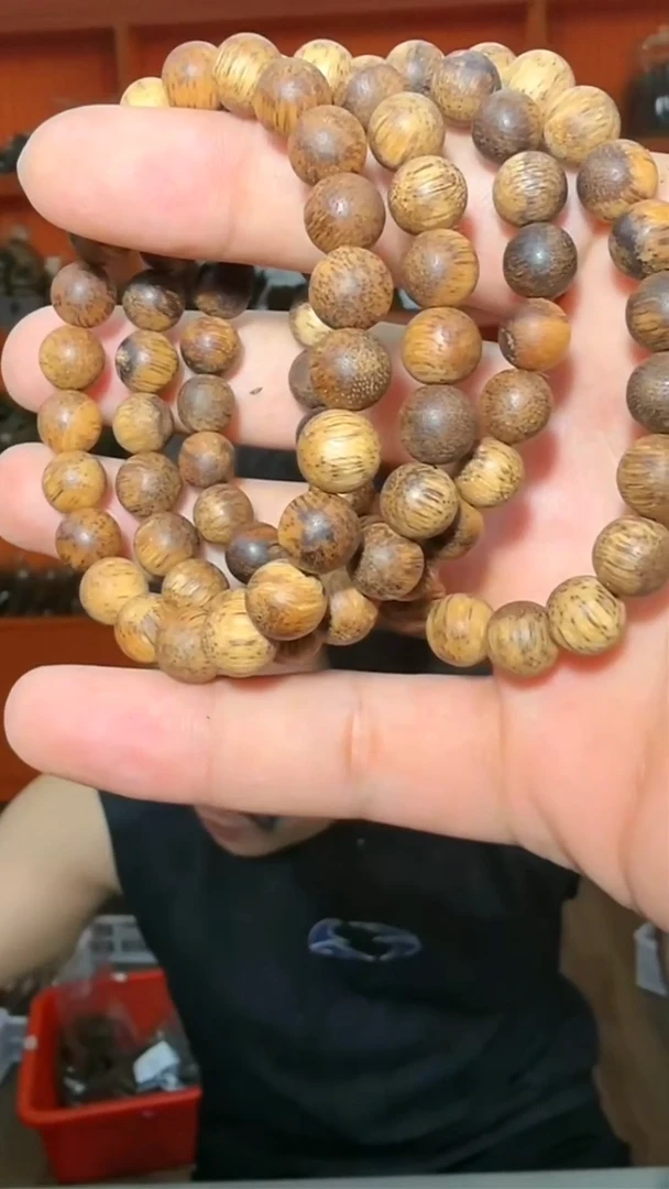 沉香手串22号菩萨棋8g+多样性发一