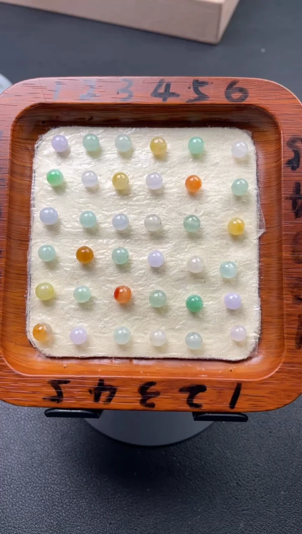 颈饰未镶嵌翡翠46395