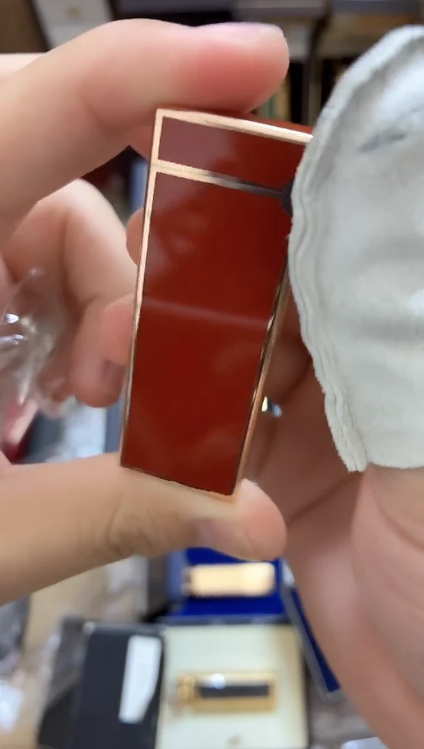 薄登焦糖红打火机