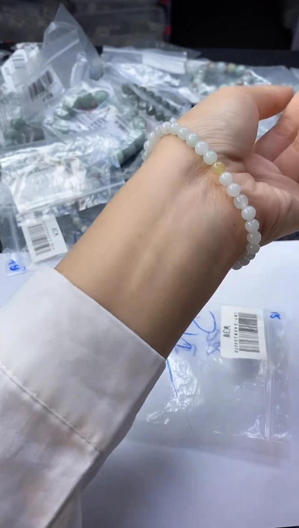 未镶嵌定制翡翠天然缅甸A货翡翠，拍一发一