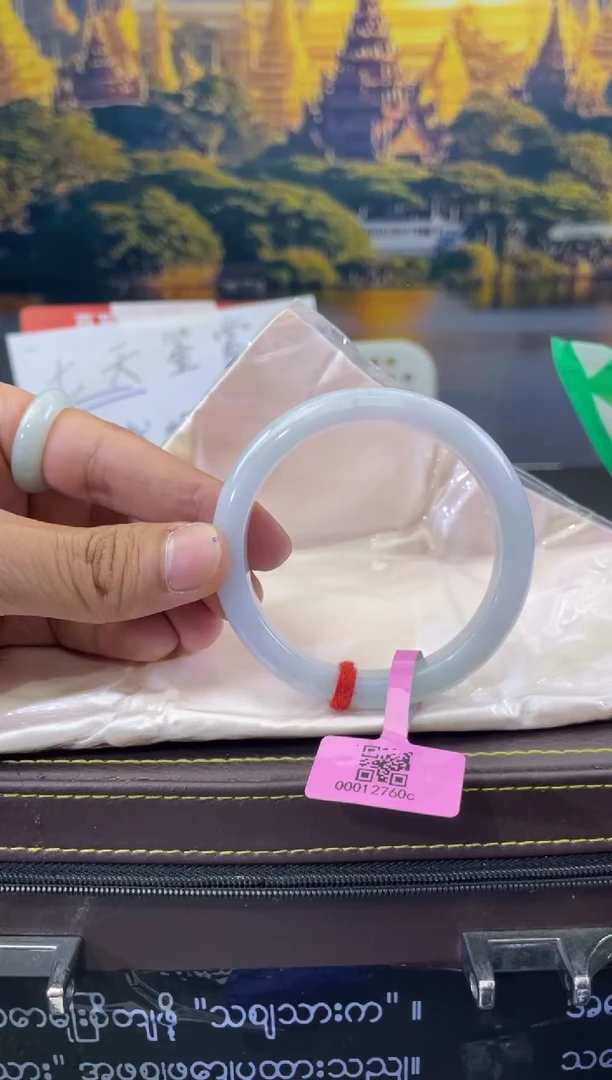 未镶嵌手镯翡翠11