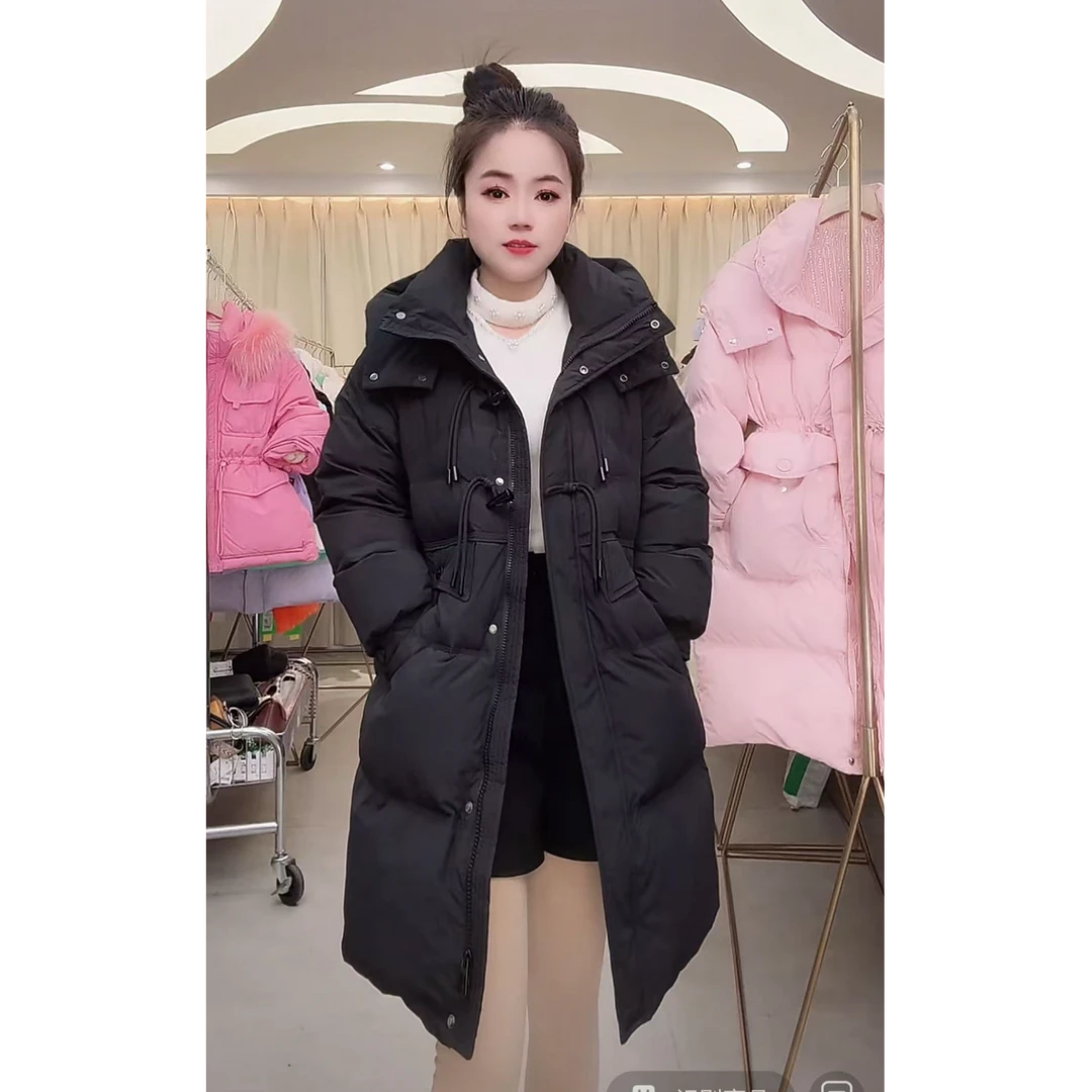 078连帽休闲羽绒服女冬季新款时尚牛角扣宽松加厚保暖白鸭绒外套