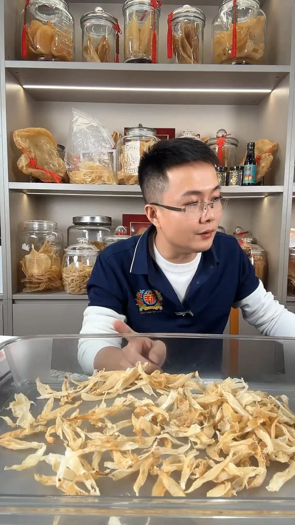 中国大陆小白花胶